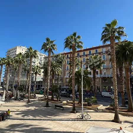 Palm House Apartment